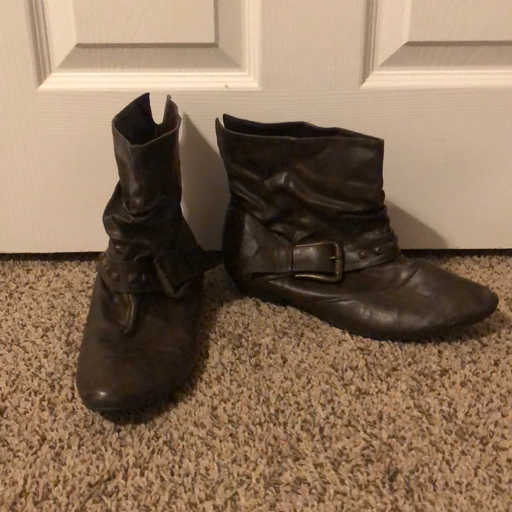 From England- brown booties